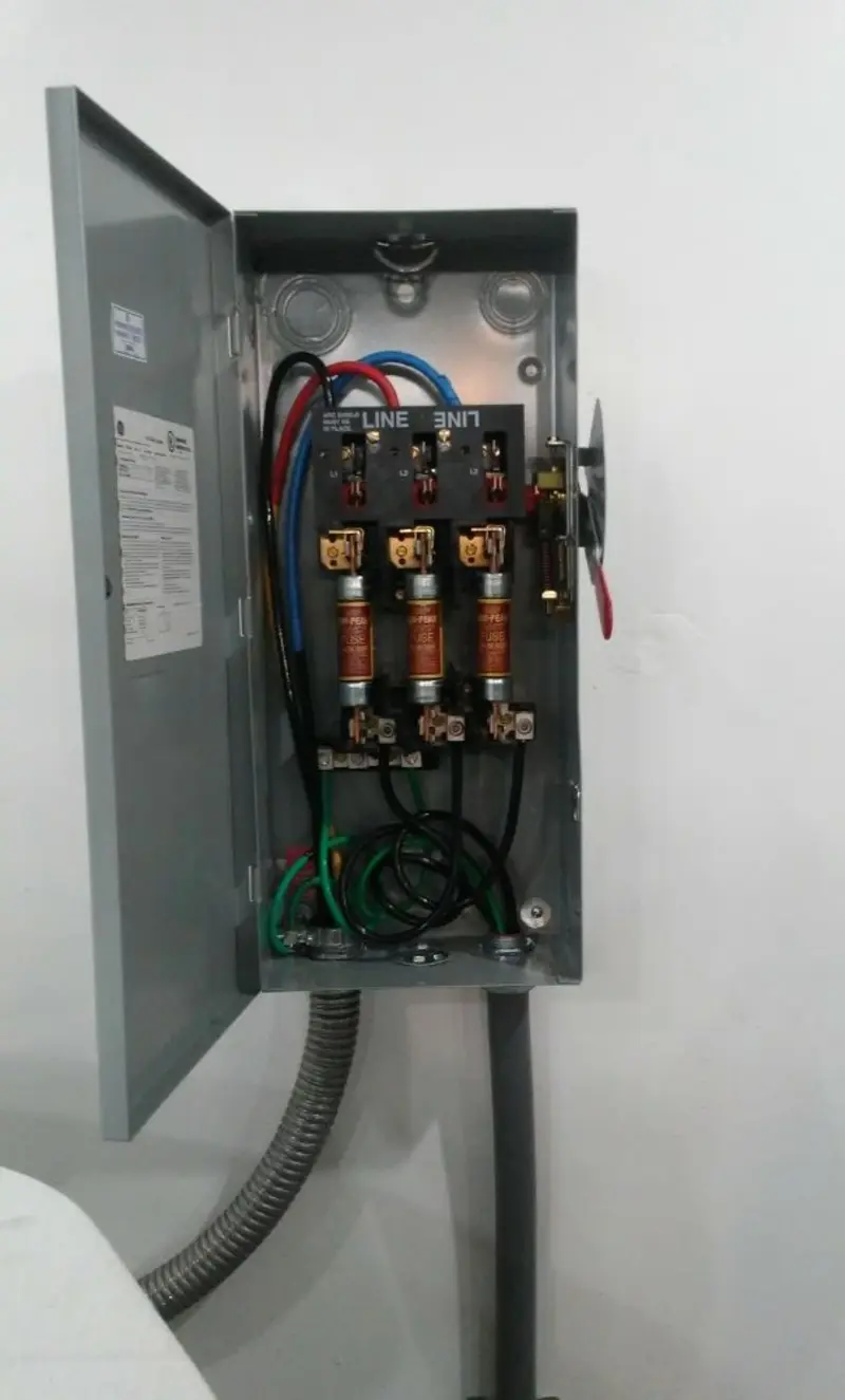 Three-phase disconnect switch installed for Electrical Wiring & Rewiring in Prospect